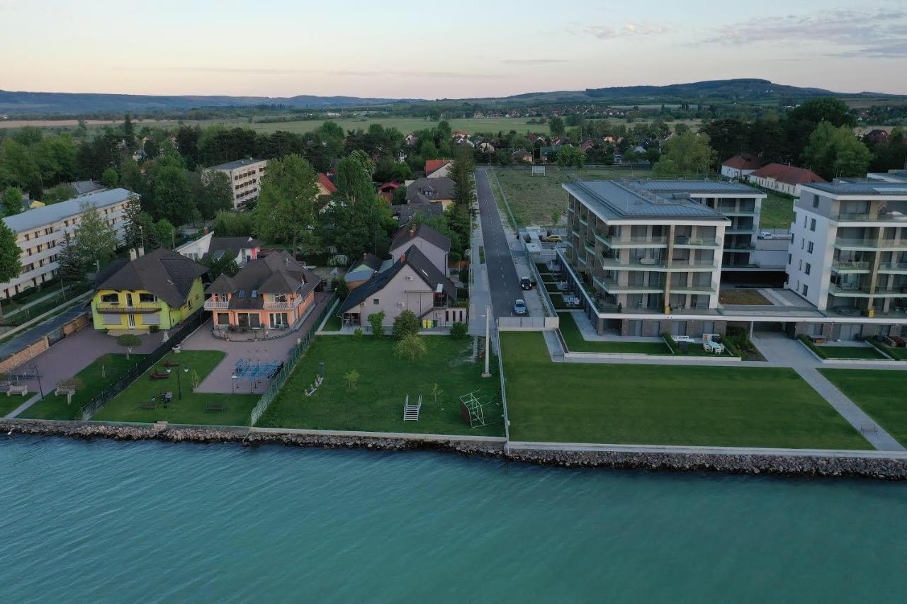 Hullam Apartman Balatonlelle Exterior foto